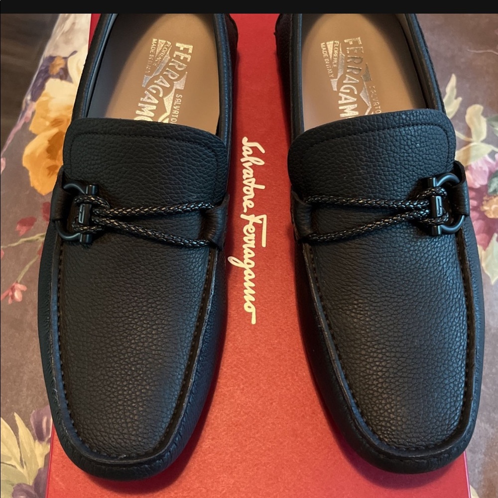 Salvatore Ferragamo loafer’s
